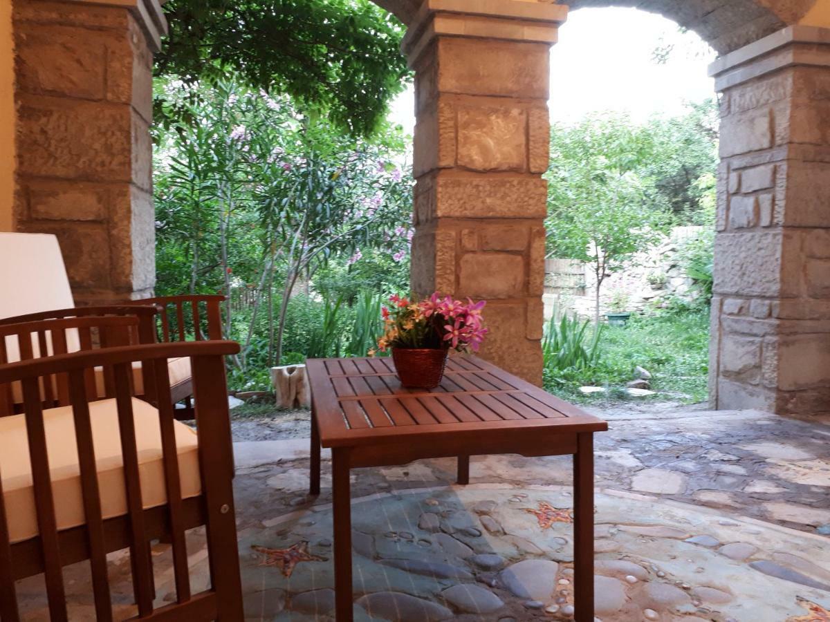 Old House Apartment With Garden Area Mtsʼkhetʼa エクステリア 写真
